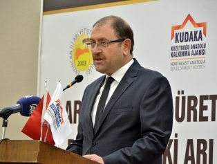 Arı Ürünleri Üretimindeki Kriterler ve Bal Dışındaki Arı Ürünlerinin Önemi Sempozyumu Galeri