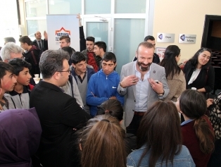 Mesleki Eğitim Faaliyetlerinde Sanayicilerle Öğrenciler Buluştu Galeri