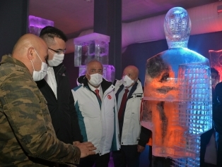 Türkiye’nin İlk ve Tek Buz Müzesi KUDAKA Desteğiyle Açıldı Galeri