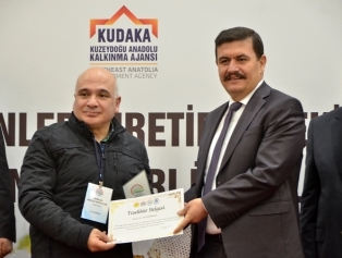 Arı Ürünleri Üretimindeki Kriterler ve Bal Dışındaki Arı Ürünlerinin Önemi Sempozyumu Galeri