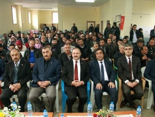 Olur ve Oltu İlçelerinde Kursiyerler Sertifikalarını Aldı Galeri