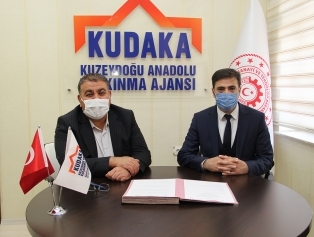 Üreten Kadınlar Projesi Hayata Geçiyor Galeri