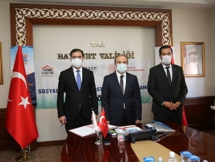 Demirözü Pestil ve Köme Tesisi İçin İmzalar Atıldı Galeri