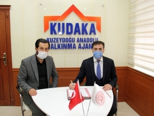 Demirözü Barajı Sosyal Tesisi Çevre Düzenleme Projesinde İmzalar Atıldı Galeri