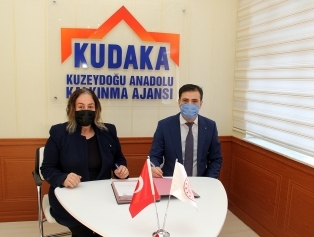 “Kadının Eli Hayata Değer Katıyor” Projesi Destek Sözleşmesi İmzalandı Galeri