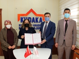 “Kadının Eli Hayata Değer Katıyor” Projesi Destek Sözleşmesi İmzalandı Galeri