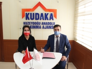 KUDAKA’dan İspir Hanımeli Kooperatifi’ne Markalaşma Desteği Galeri