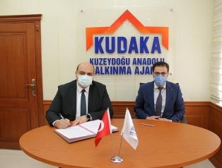 Aziziye Jeotermal Fizik Tedavi Rehabilitasyon Merkezi İçin İmzalar Atıldı Galeri