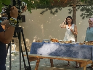 Sevcan’la Lezzet Yolunda Program Ekibi Bayburt ve Erzurum’da Galeri