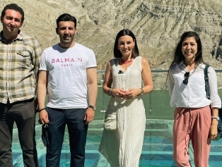 Sevcan’la Lezzet Yolunda Program Ekibi Bayburt ve Erzurum’da Galeri